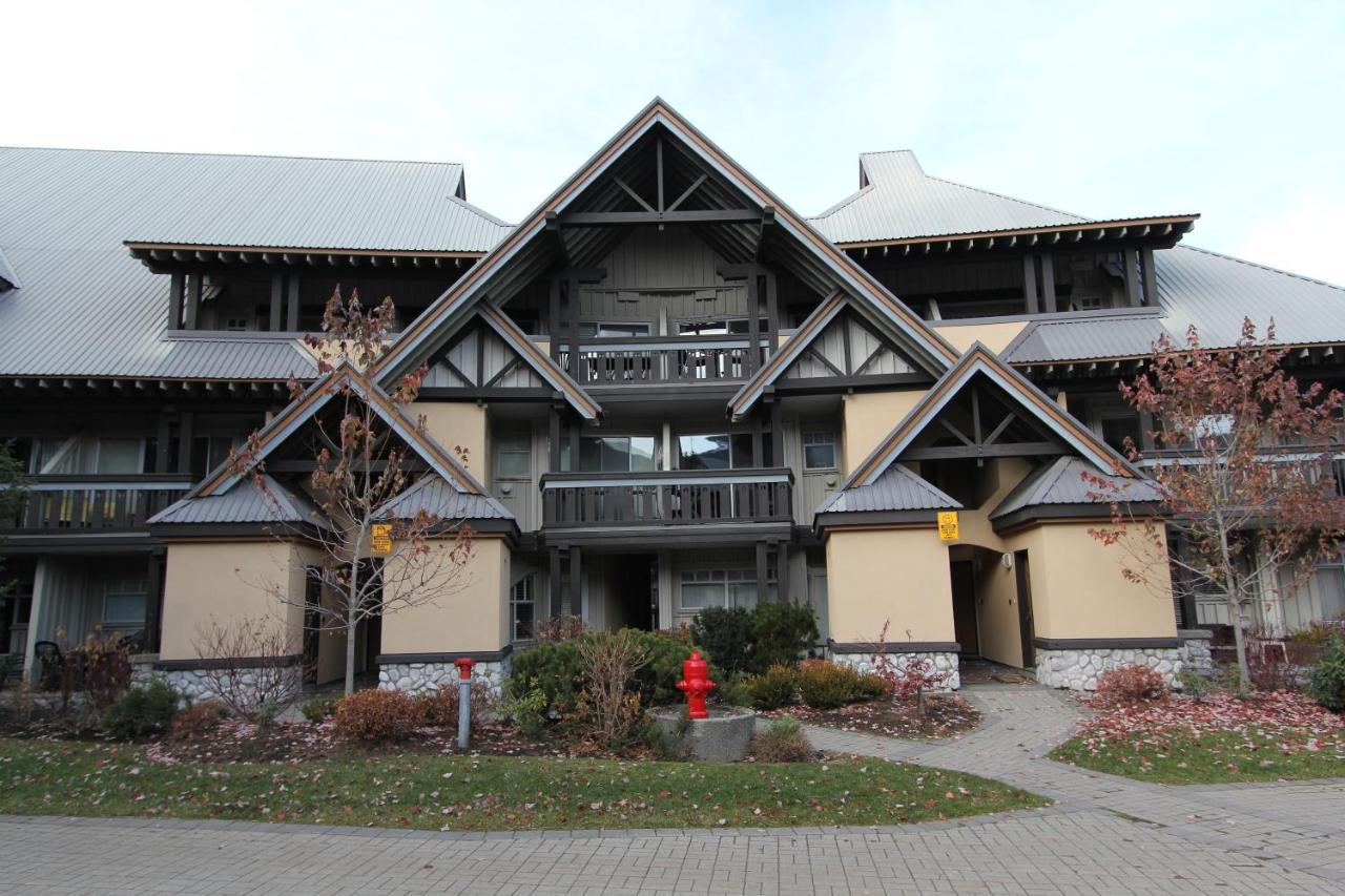 Lagoons Condos By Whistler Retreats Екстериор снимка